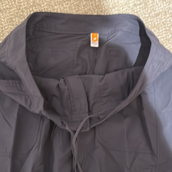 Lucy Cargo Hiking Capri Crop Pants Lightweight Outdoor pants - Picture 4 of 11